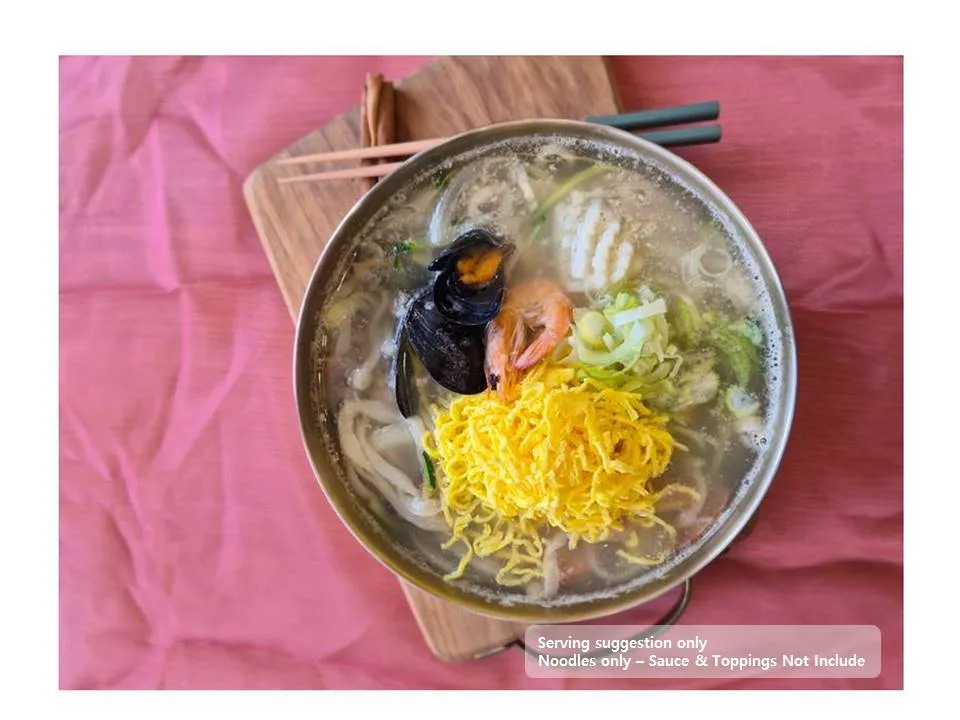 Knife-Cut Noodles (Kalguksu) 5